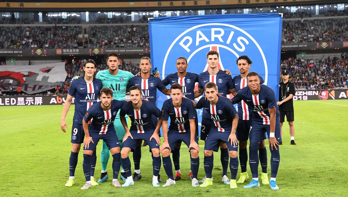 Kylian Mbappé : Étoile du Paris Saint-Germain et de l'Équipe de France