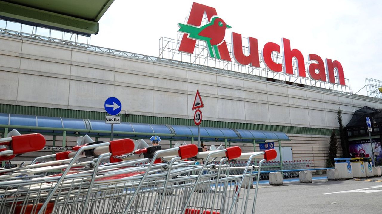 Auchan : Les Postes Clés à Pourvoir et les Perspectives de Carrière