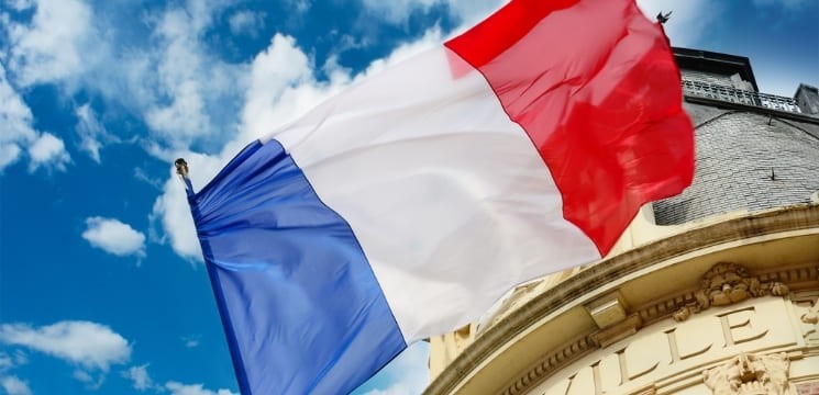 Le Drapeau Français, Tricolore aux Couleurs Symboliques